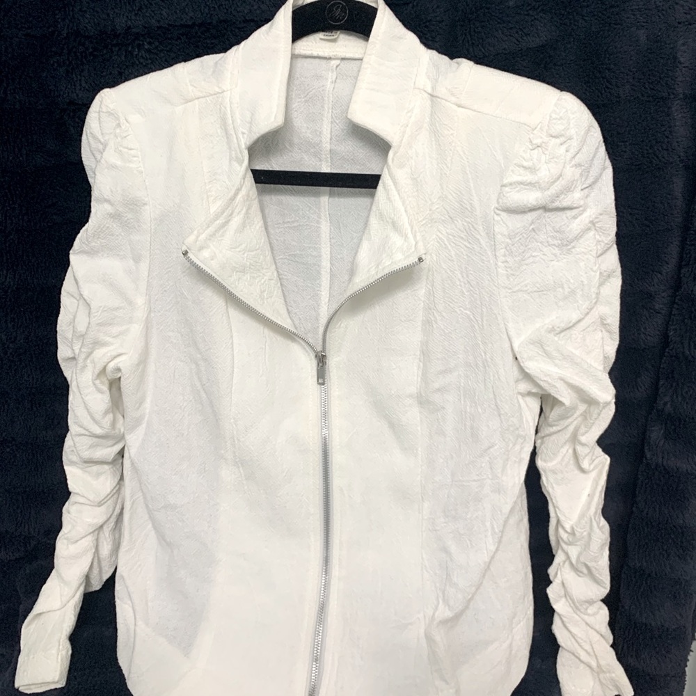 STUDIO JPR WHITE COTTON ZIP UP TOP
